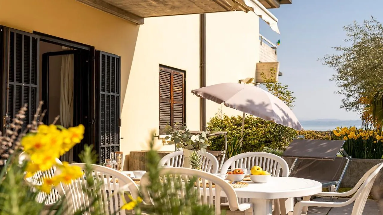 Lagoon Apartment Sirmione Italy