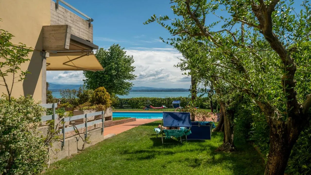 Lagoon Apartment Sirmione 0*,  Italy